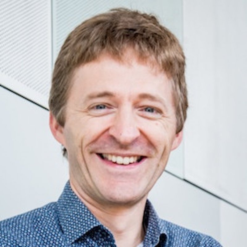  Dirk Loeckx